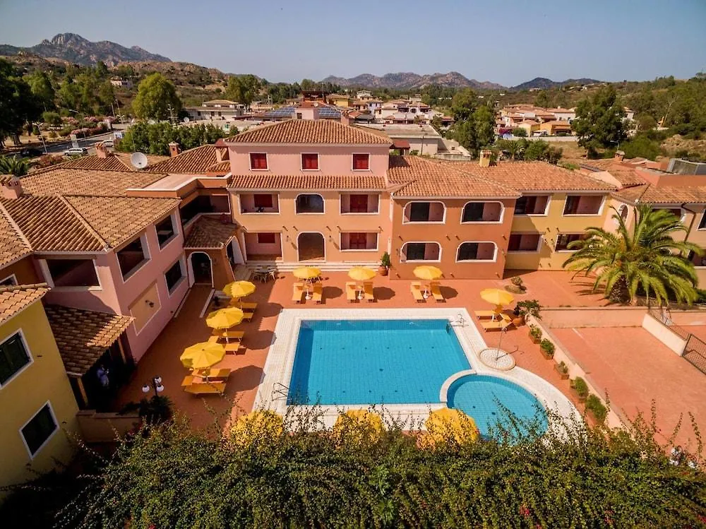 Residence Sos Alinos Cala Liberotto 3*,