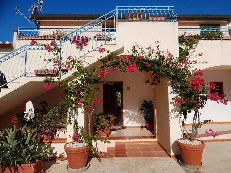 Residence Sos Alinos Cala Liberotto 3*,