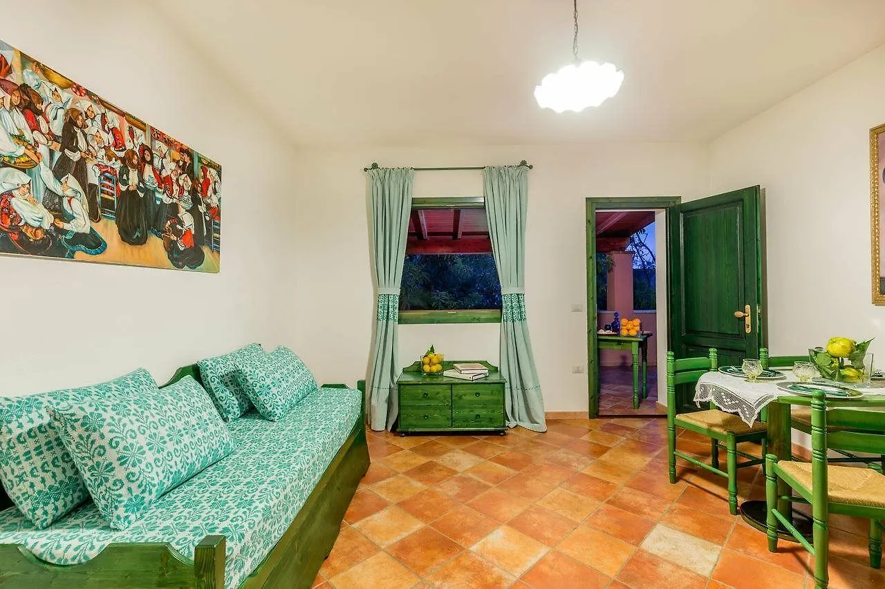 Residence Sos Alinos Cala Liberotto Appart hôtel