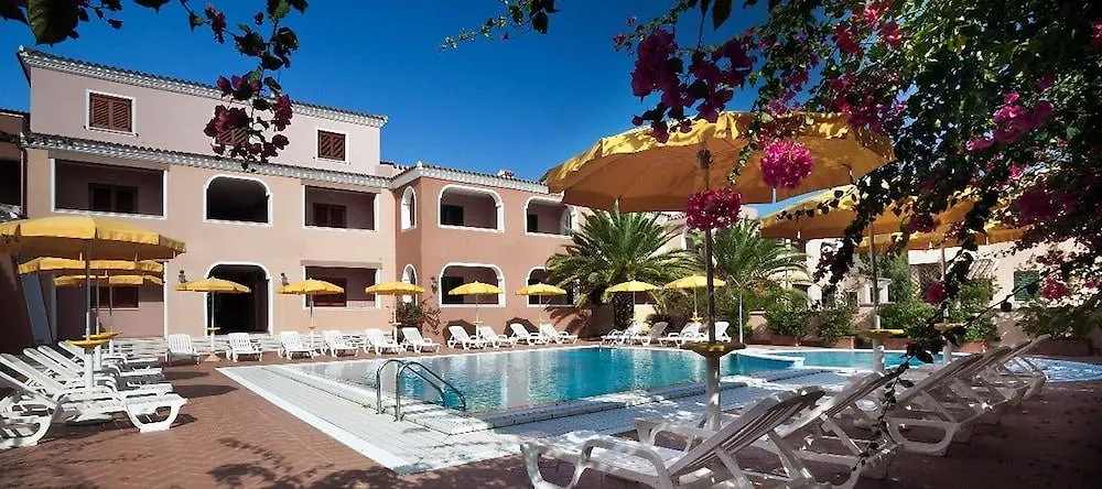 Residence Sos Alinos Cala Liberotto Apartahotel