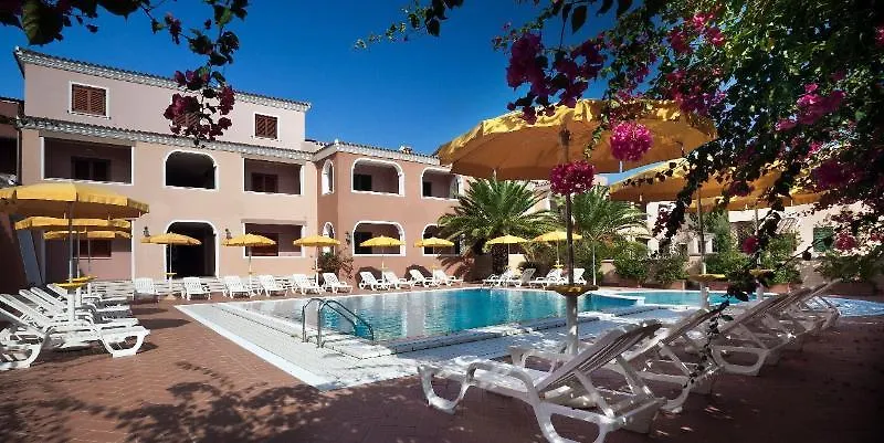 Apartahotel Residence Sos Alinos Cala Liberotto
